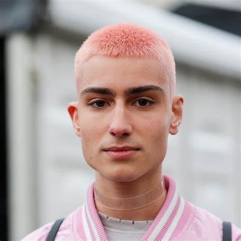 pink buzzcut get the looks to the hairstyle on männer haarfarbe haar