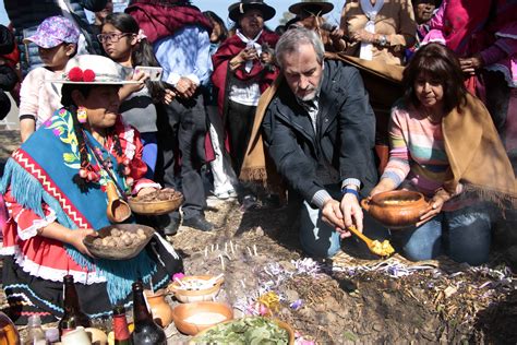 La Tradicional Ceremonia A La Pachamama Fue En El Parque Xibi Xibi