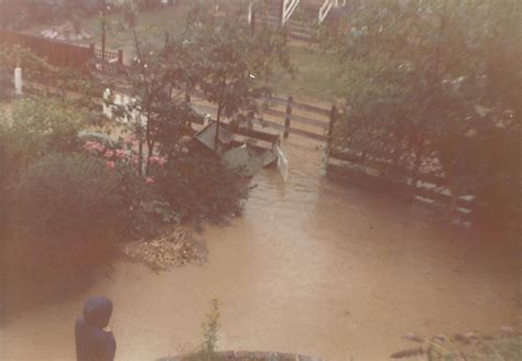 Valley Road Flood 1976 | Storms, Floods & Earthquakes, Valley Road | Wivenhoe's History