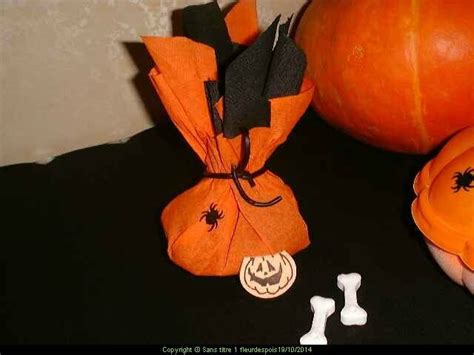 You Tube Halloween Crepon Et Verre En Plastique - Halloween Jour 1: de petites bourses en crépon pour les bonbons