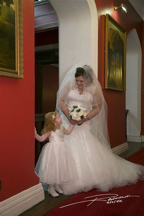 bride and flowergirl wedding weddingdetails weddingphotography flowergirl castlewedding