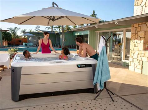 top 10 health and wellness benefits of owning a hot tub