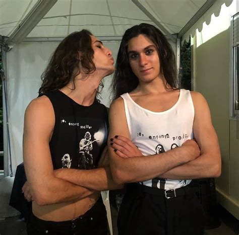 Damiano David And Ethan Torchio Cute Kiss In 2021 Beautiful Men