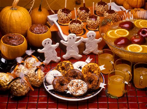 Halloween 2019 Food Deals: Promo Codes, Free Meals and Special Deals for Krispy Kreme, Wendy's ...