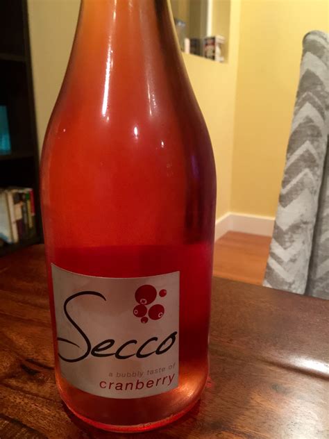 Secco Cranberry First Pour Wine