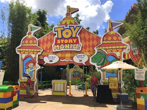 8 Fun Things To Do In Disney Worlds New Toy Story Land Trekaroo