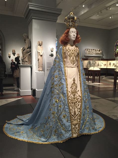 Preview The Met Gala Exhibition Heavenly Bodies Fashion And The