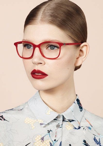 Lunettes Cacharel Red Glasses And Bold Visual In 2019 Red Eyeglasses Red Frame Glasses Eye