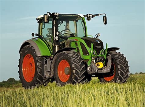Desktop Wallpapers Agricultural Machinery Tractor 2014 16 600x444