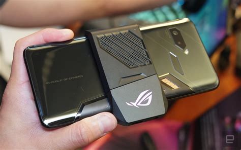 Asus Rog Phone представлен официально 6 дюймовый Amoled 90 Гц