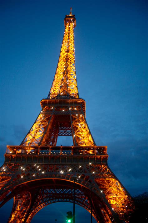 The eiffel tower and its impact on france written by nicholas wallwork, november 19th, 2008. Eiffel Tower, Paris, France - In the evening, the tower ...