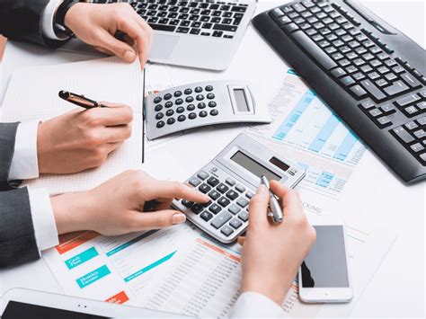 Choosing To Hire A Freelance Bookkeeper Vs A Bookkeeping Firm Valley