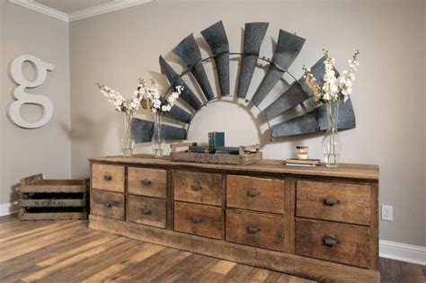 Adding vintage cutting blocks and scales is a beautiful touch to this kitchen. Asia Evans Artistry: The Fixer Upper Phenomenon with ...