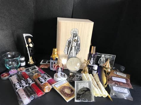 Santa Muerte Roja Amarres Historia Novenas Oraciones Y M S