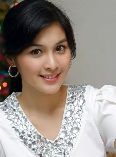 Sandra Dewi Indonesian Actress Blogger Sumedang