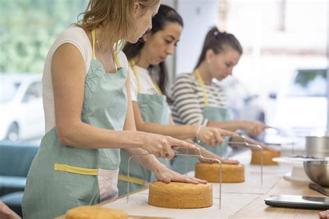 online cake classes for beginners rosalind miller cakes