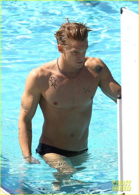 Cody Simpson Bares His Body In A Speedo In Australia Cody Simpson