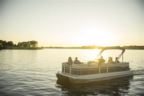 Buying A Pontoon Boat Discover Boating