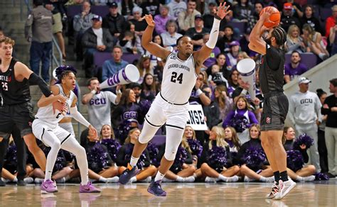 Seattle U Slows Lopes For Wire To Wire Win Grand Canyon University Athletics