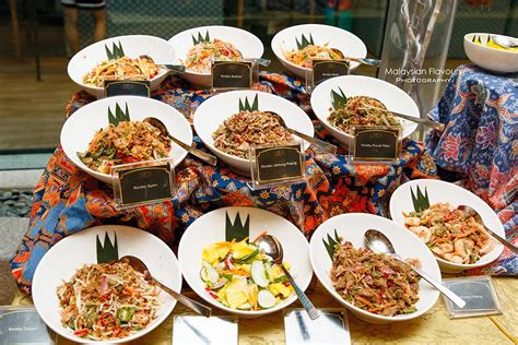 For only rm60, you could treat yourself with their selections of heartwarming noodles, delicious dim sums, crispy peking. Break Fast at InterContinental Kuala Lumpur Hotel Buffet ...