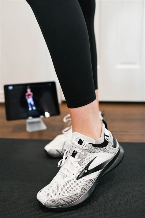 I have them loosely screwed into my size 9 shoes. HOW I CHOOSE PELOTON CLASSES AND PUT TOGETHER MY DAILY ...