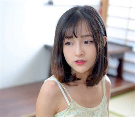 Ada berbagai macam variasi model rambut yang bisa kamu aplikasikan sesuai. √ 35+ Model Rambut Untuk Wajah Bulat (BADAN GEMUK & PIPI ...