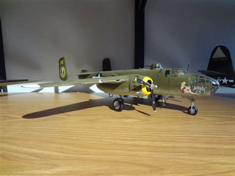 Scale Model Aircraft B 25 Mitchell Bomber 148 Scale Revell Model
