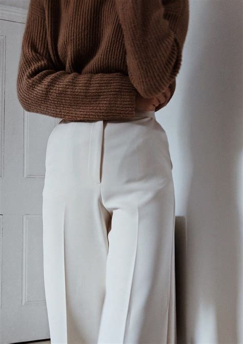 30 Minimalistic Outfit Ideas For Fall M Minimalist Outfit