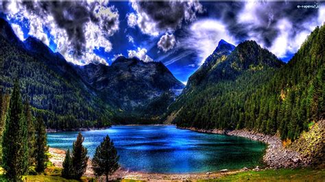 Góry Jezioro Choinki