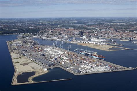 Port of Aarhus, Denmark - Midstream Lighting
