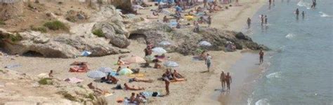 Abruzzo S Della Regione Ai Nudisti Promozione Intelligente Del Turismo Il Fatto Quotidiano