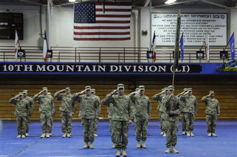 10th Mountain Division Headquarters Soldiers Redeploy Uncase Colors