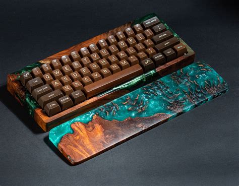 Green Keyboard Wooden Case 60 Case For Gaming Keyboard Wooden
