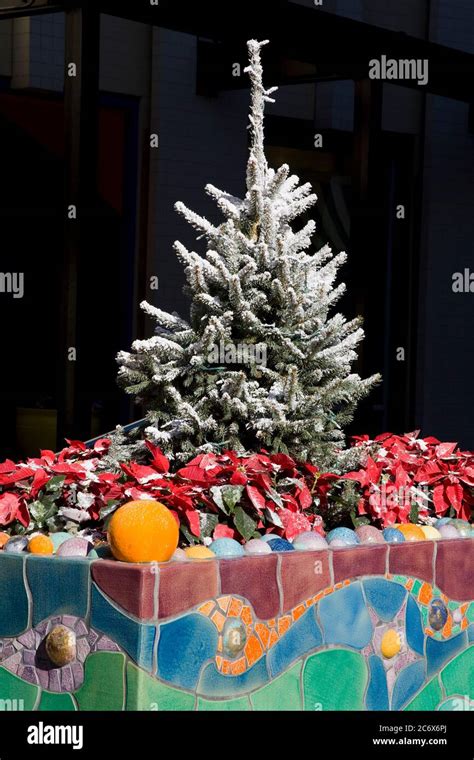 Árbol de Navidad en CityWalk Mall Universal Studios Hollywood los Angeles California Estados