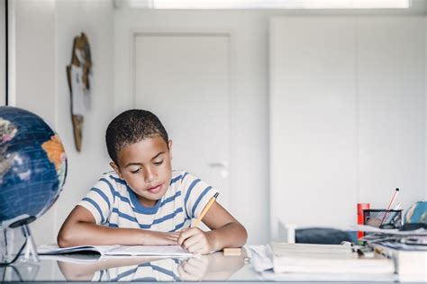 You Should Let Your Child Do Homework On Their Own—heres Why