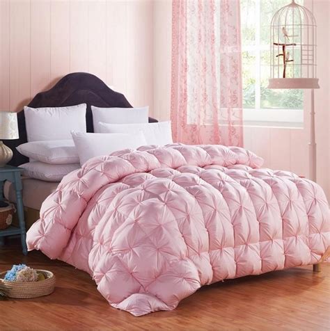 This apsmile comforter is constructed of the finest material and this incredibly soft comforter comes in two colors, gray and white (pictured above), and has corner. Best down comforter cover - Best Goose Down Comforter Reviews