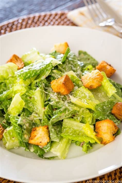 Caesar Salad Croutons Homemade Caesar Salad Healthy Dinner Recipes Easy