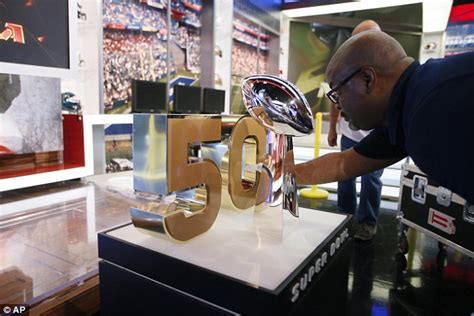 Nfl Ditches Roman Numerals For 50th Anniversary Of The Super Bowl