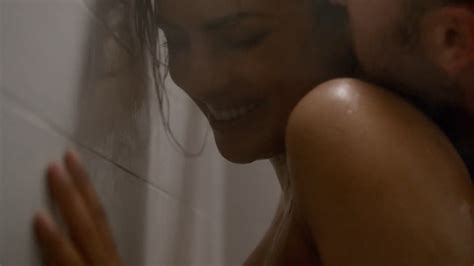 Nude Video Celebs Priyanka Chopra Sexy Anabelle Acosta Sexy Quantico S01e06 2015