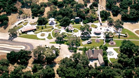 Michael Jacksons Neverland Ranch Returning To Market At A Deep