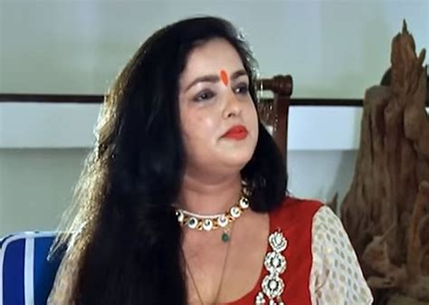 i am an innocent yogini says drugs accused ex star mamta kulkarni