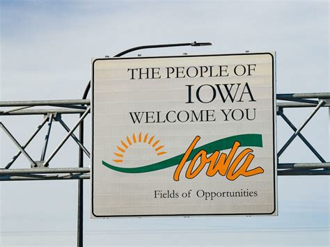 Welcome To Iowa Sign Art Sphere Inc