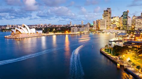 Real estate agent commission percentages in australia vary from 1.6% to 4% of the total sale price, depending on location and the amount of competition between agents in an area. Avignon Capital to target hotel and office spaces in ...