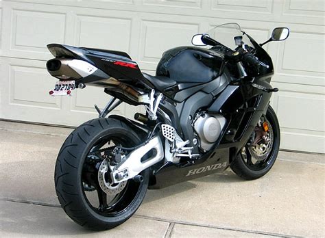 Join the 04 honda cbr 1000 rr discussion group or the general honda discussion group. Honda Cbr1000rr 2004 Photo Gallery #4/9
