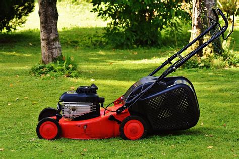 Tips For Buying Your First Lawn Mower Colbert On Demand
