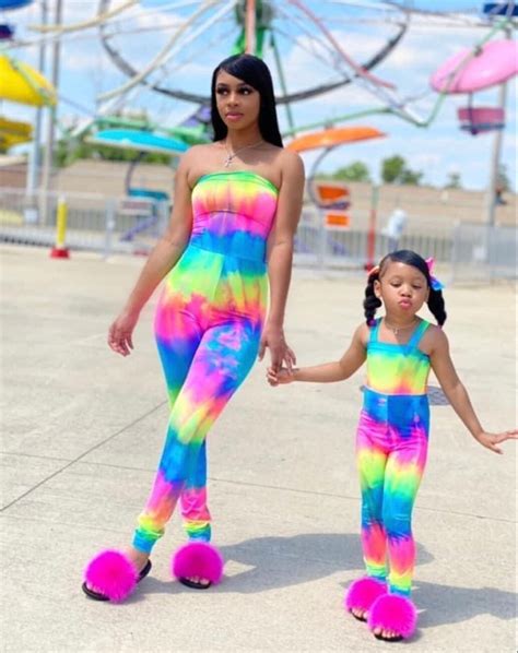 Pin By Cece Day On Being A Baddie‍♀️ Mother Daughter Matching Outfits