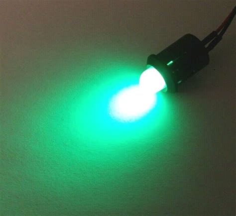 2 Bbt Marine Grade 12 Volt Green Led Mini Push In Courtesy Lights Ebay