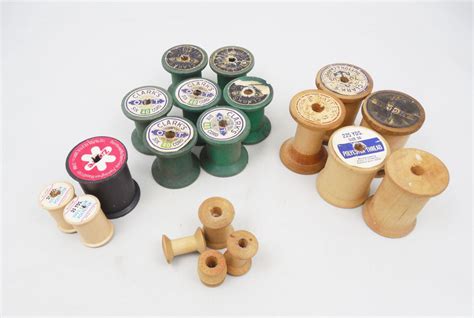 Wood Thread Spools 19 Spools In Assorted Sizes And Colors 16 Etsy