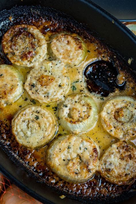 In a skillet drizzle some oil and add the sliced onions, jalapeños, mushrooms and spinach. Asiago Roasted Onions | Recipe (With images) | Recipes ...