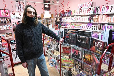 Wibratory Gadżety Bdsm Zobacz Walentynkowe Prezenty Z Sex Shopu W Kielcach [wideo ZdjĘcia